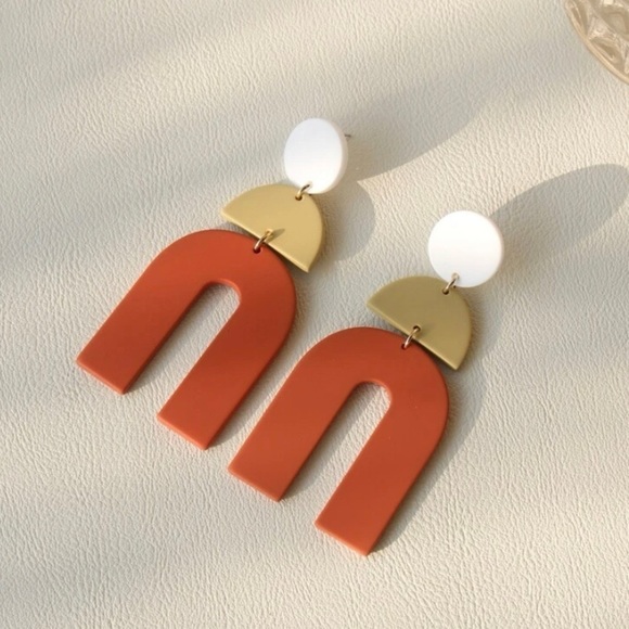 Jewelry - Geometric Drop Earrings